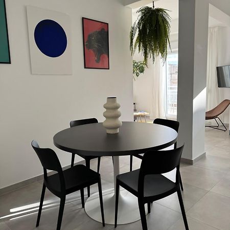 Ikarus Apartment Athena Bagian luar foto
