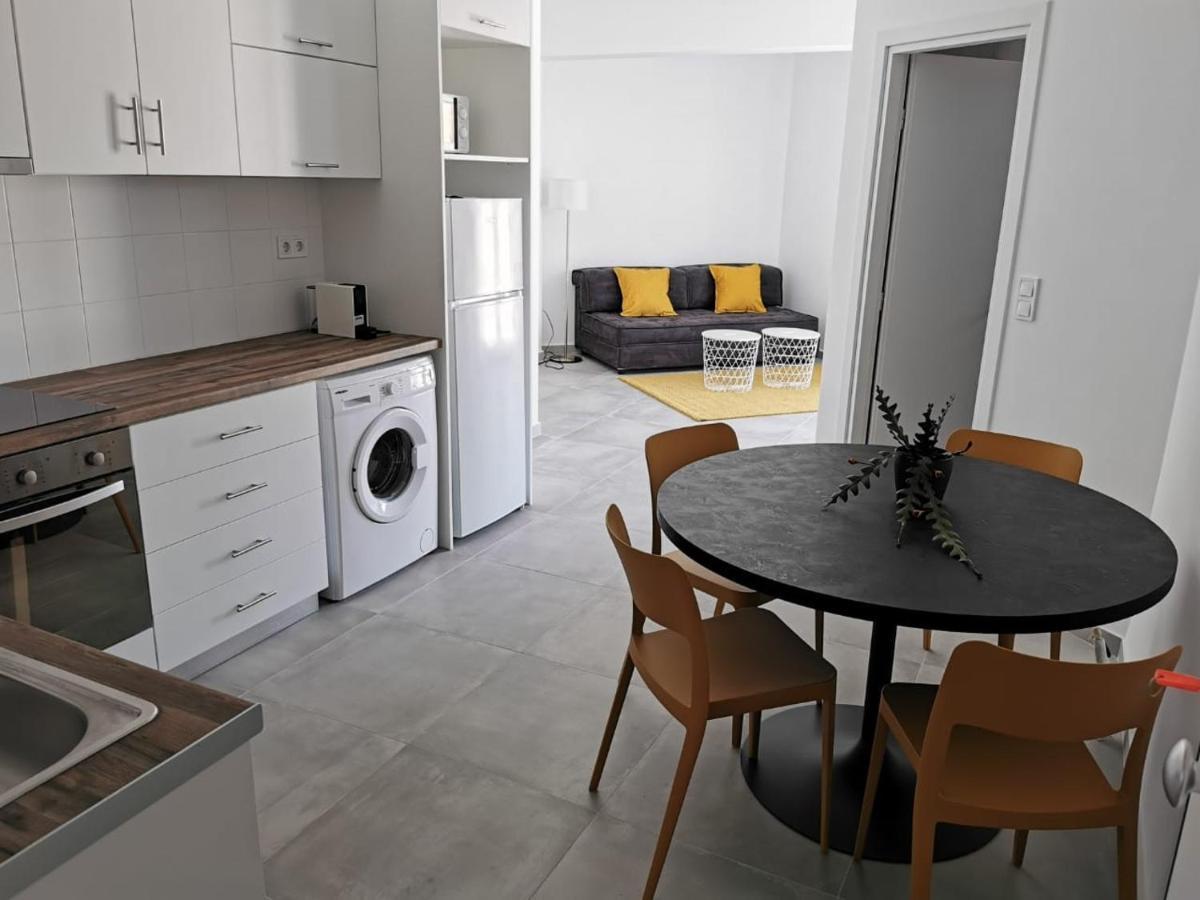 Ikarus Apartment Athena Bagian luar foto
