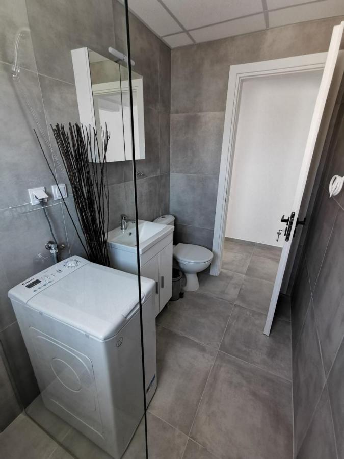 Ikarus Apartment Athena Bagian luar foto